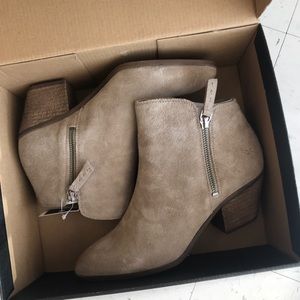 Frye Judith Boots